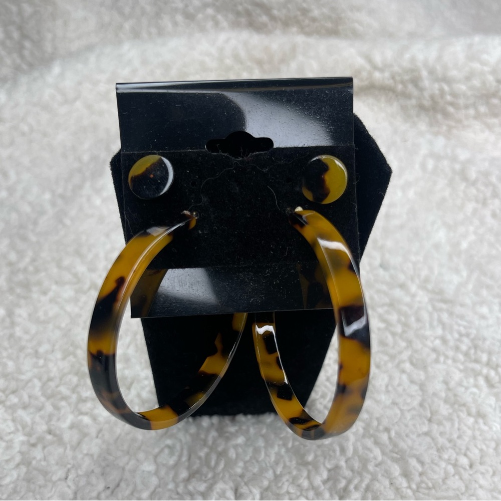 Brown and black marble combo